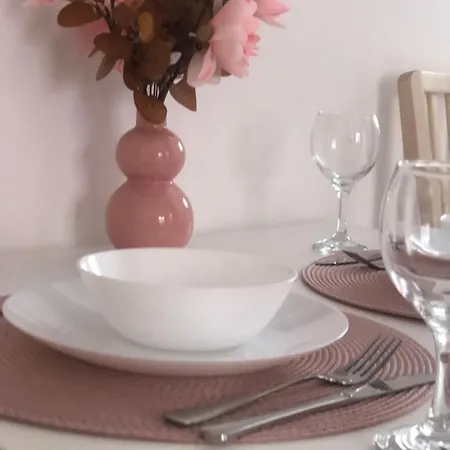 Ivani Apartment *
